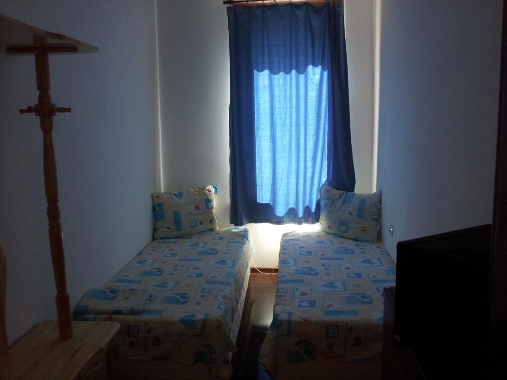 Old House Hostel Burgasz Kültér fotó